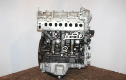 Двигатель без навесного для Chevrolet Orlando на фотографиях