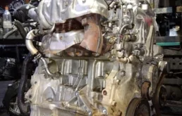 Двигатель без навесного для Nissan Juke на фотографиях