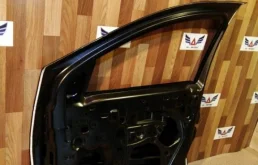 Дверь передняя правая для Renault Logan Stapway на фотографиях